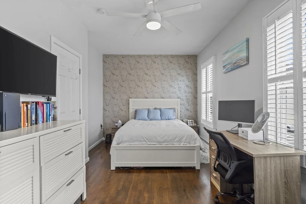 52 H St, South Boston