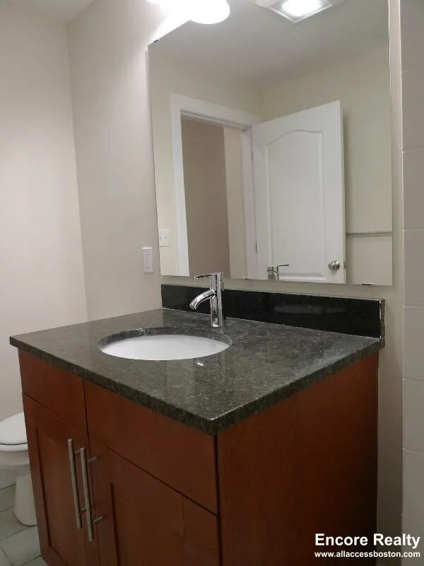 12 Wensley St, Mission Hill