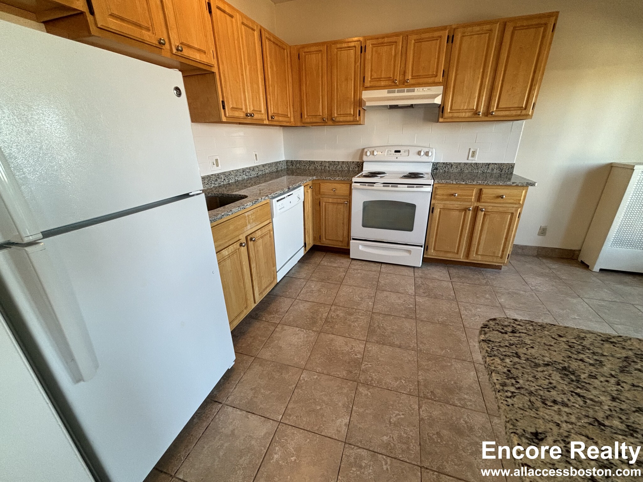 1135 Commonwealth Ave, Brighton