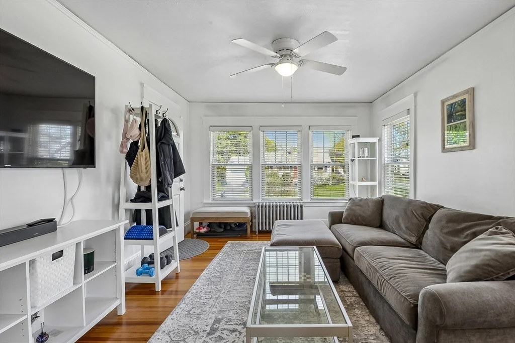 117 S Atlantic Ave, Warwick