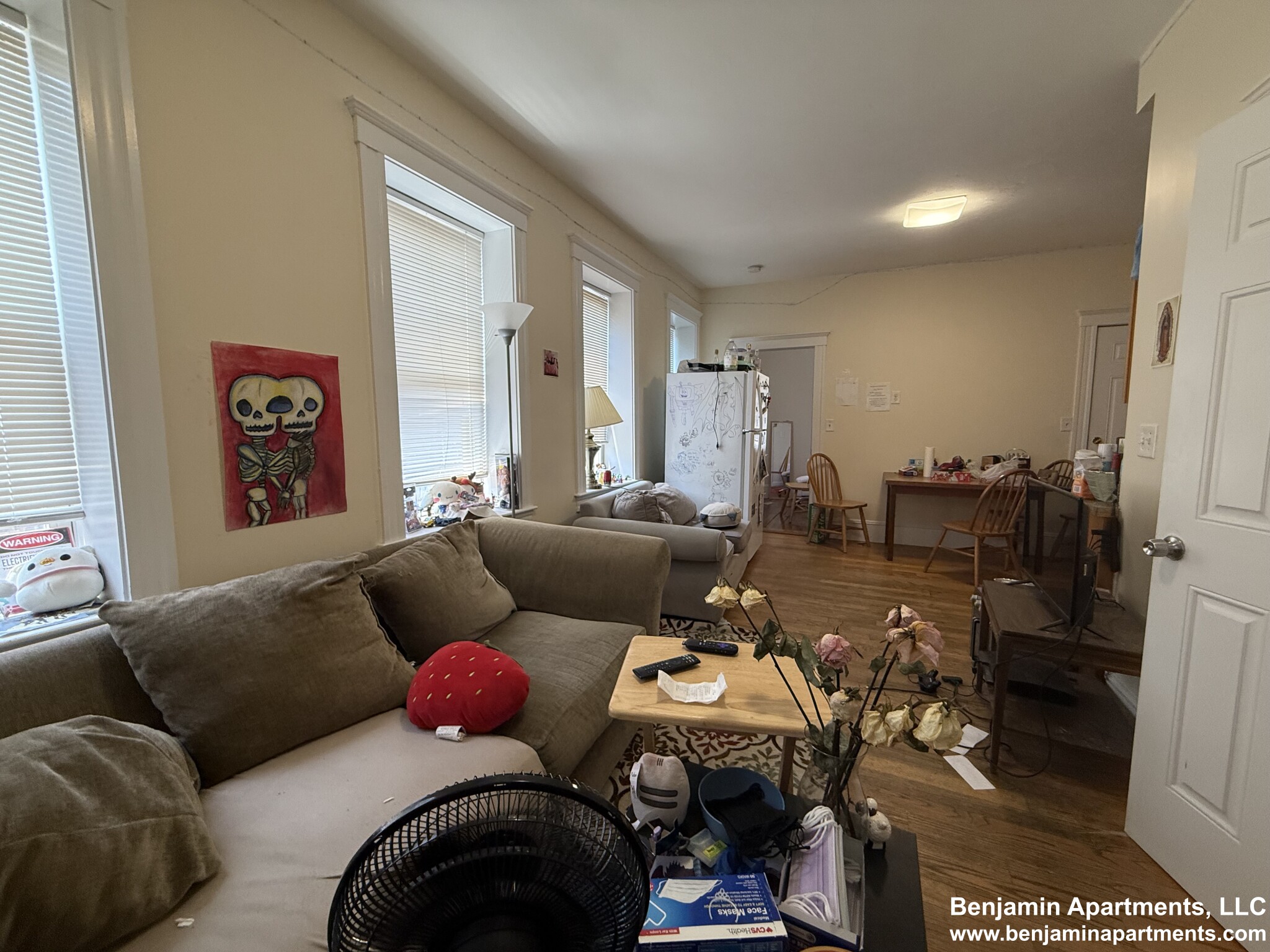 887 Huntington Ave, Mission Hill