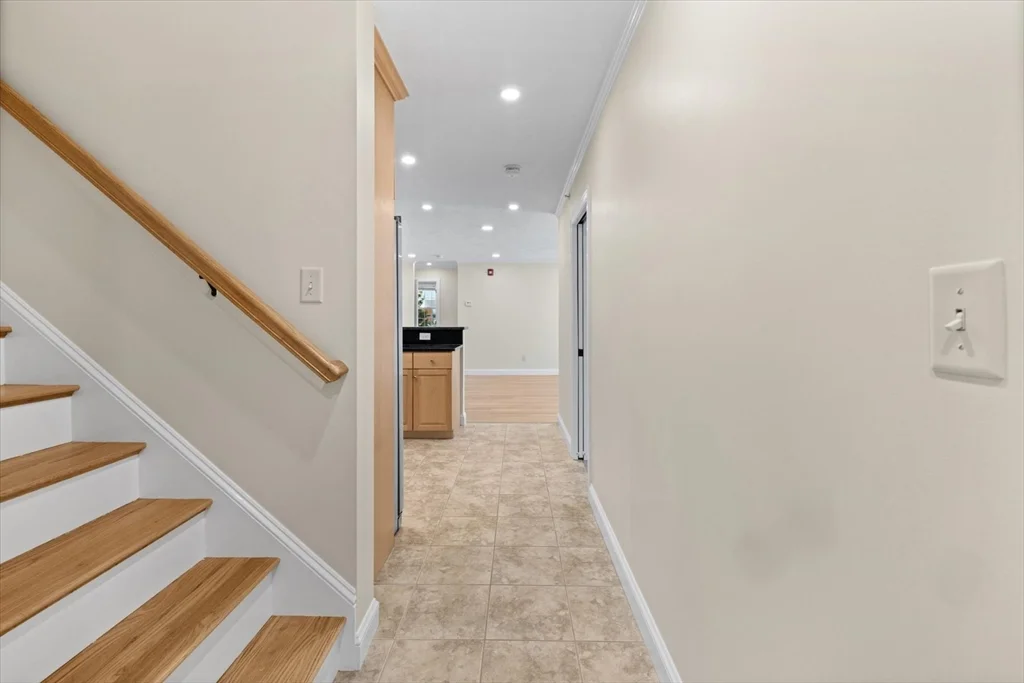 57 Dedham Ave, Needham