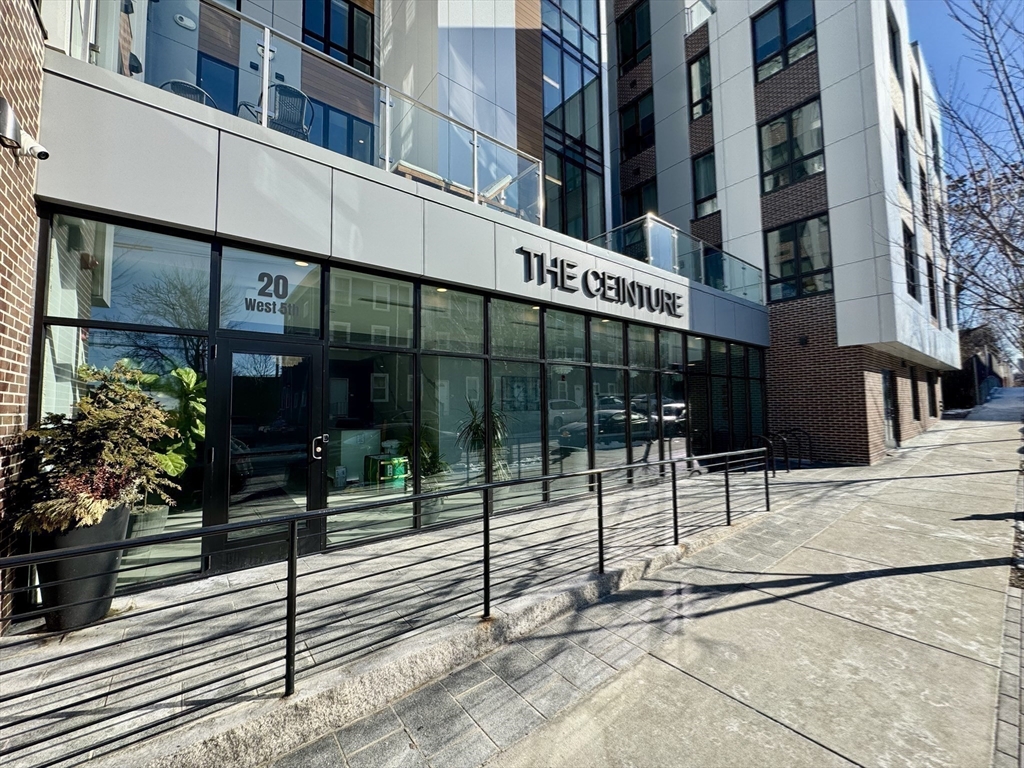 20 West Fifth St, South Boston