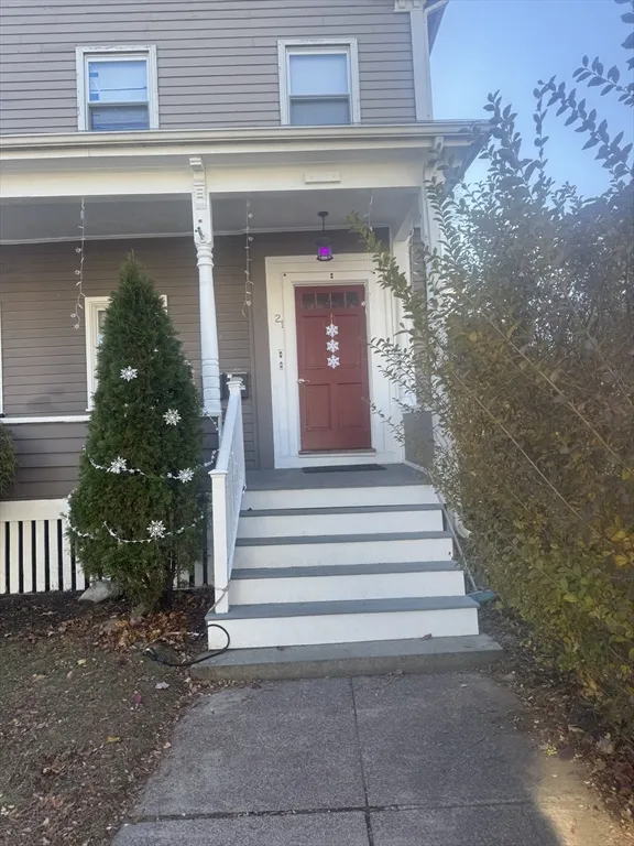 21 Garland, Malden