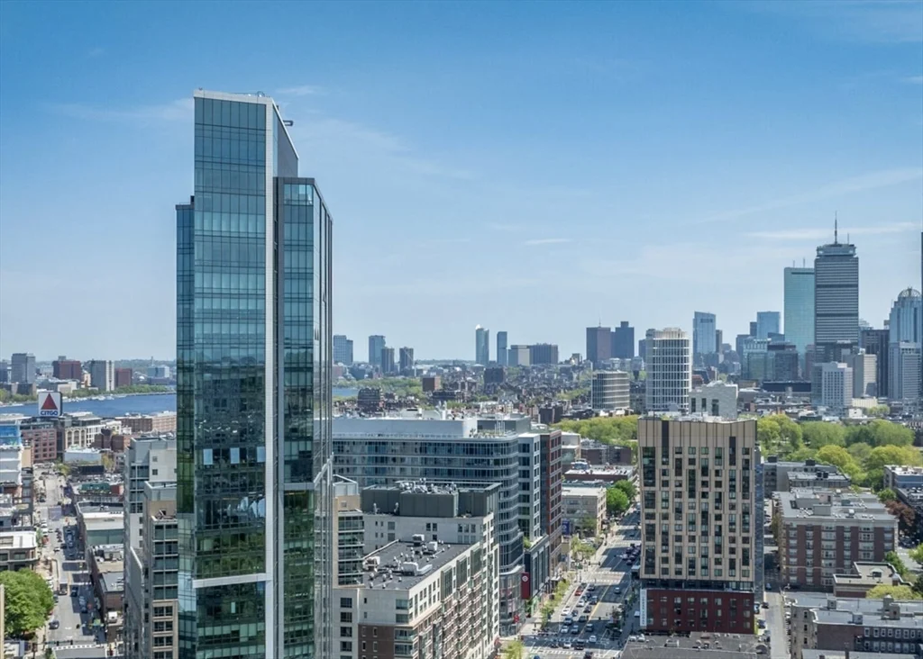 188 Brookline Ave, Fenway