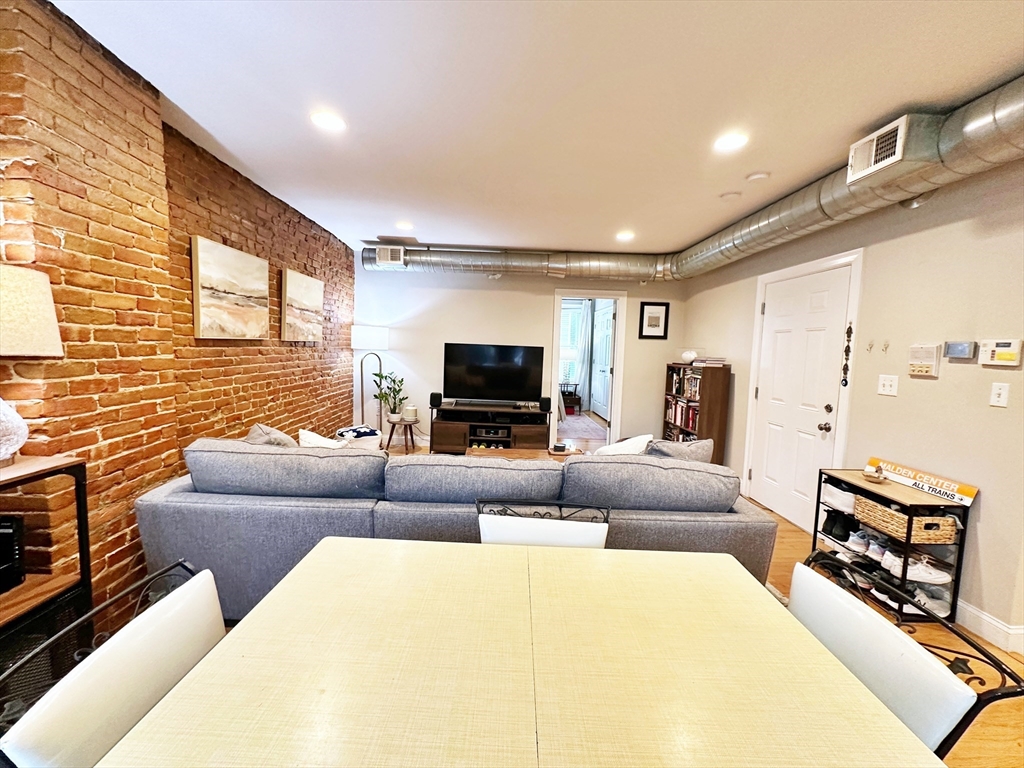 176 Princeton St, East Boston