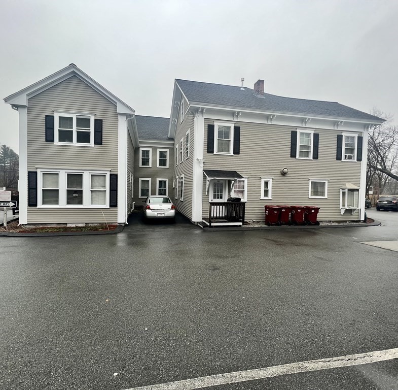 264 Middlesex Rd, Tyngsborough