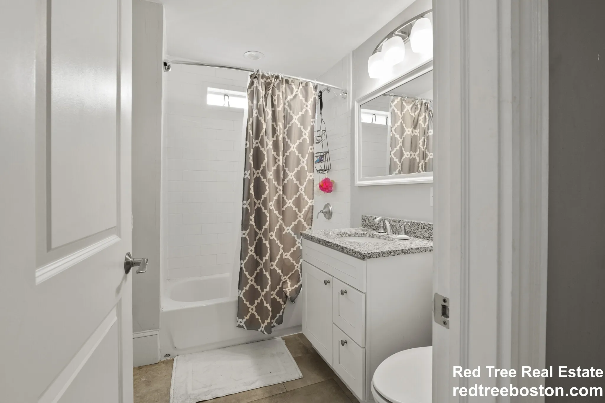 139 Adams St, South Side