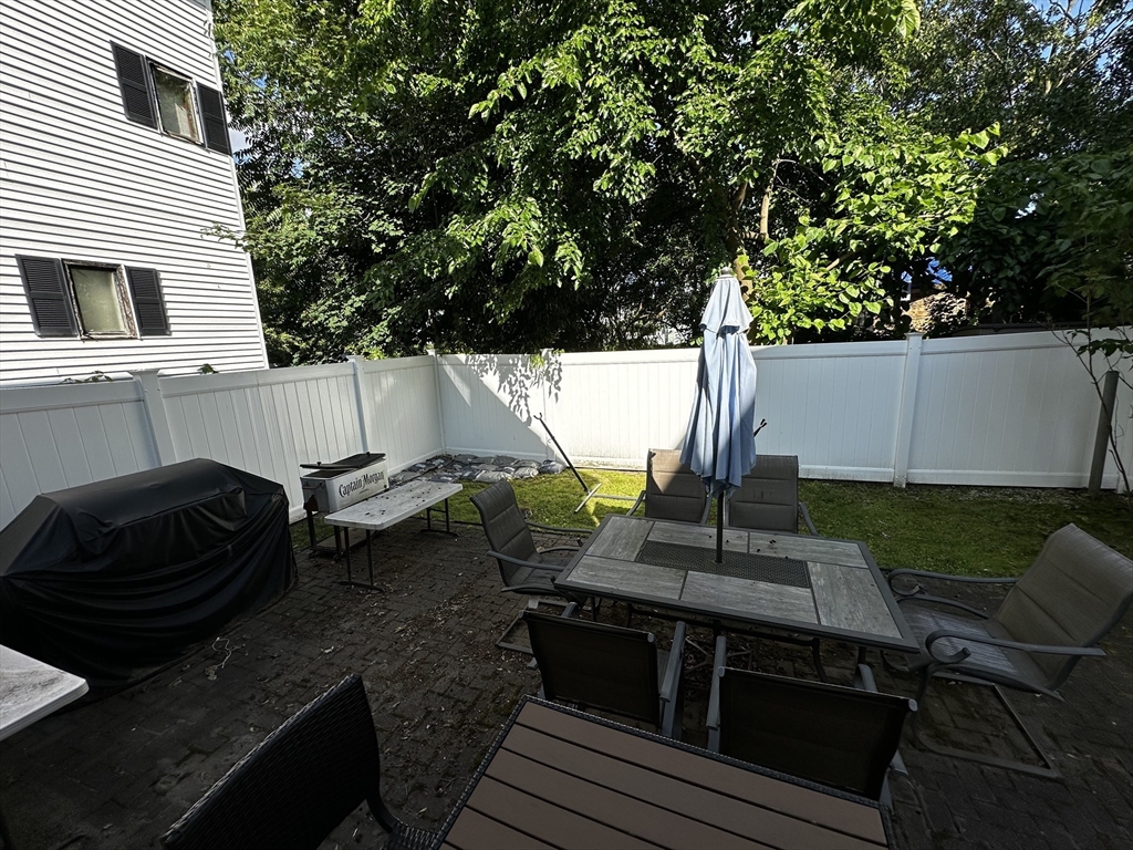 16 Nashua, Magoun Square