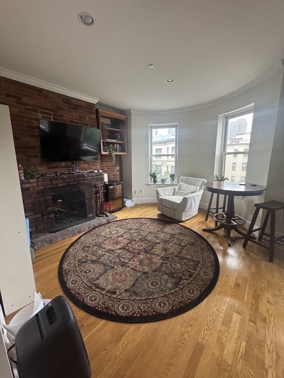 100 E Brookline St, South End