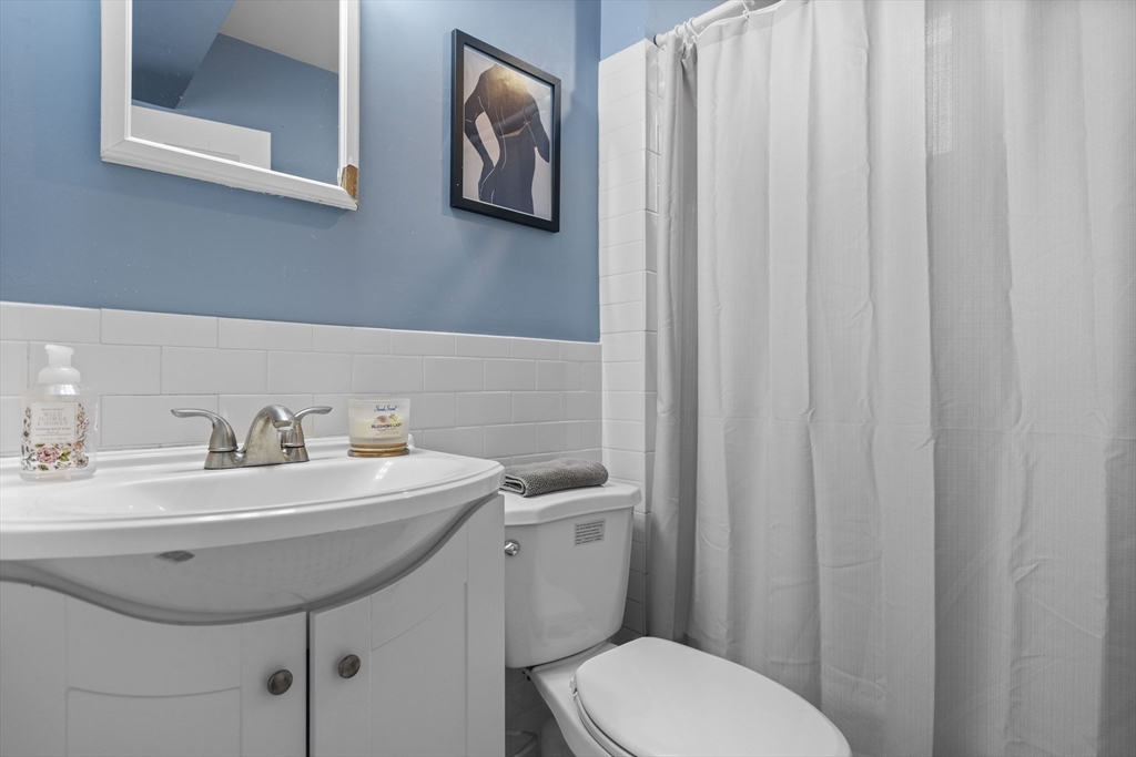 51 Telegraph St, South Boston