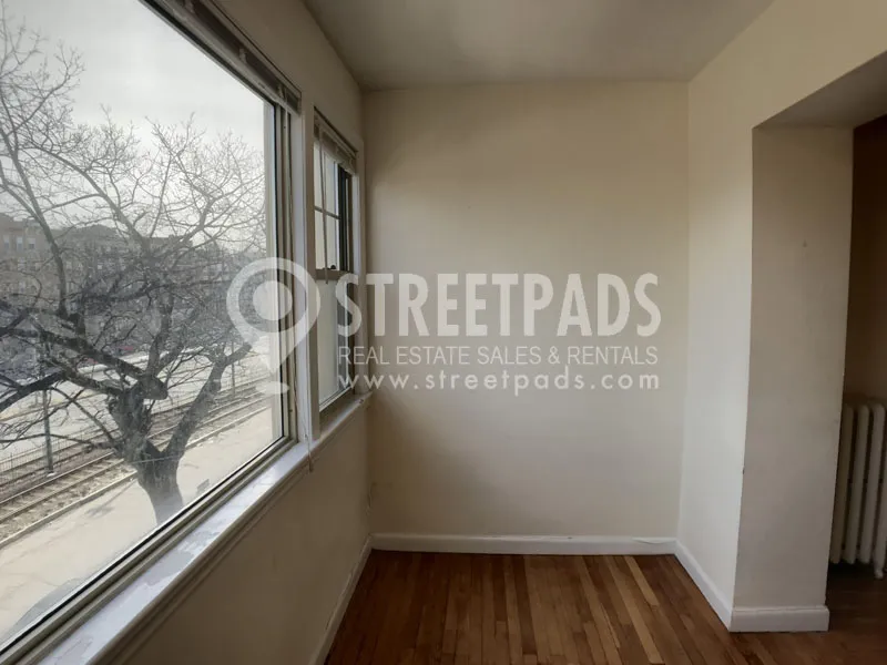 1315 Commonwealth Ave, Allston