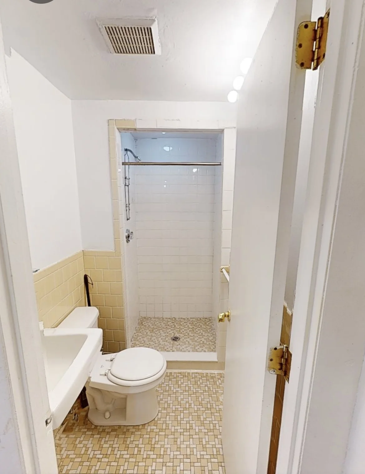 33 Lancaster Ter, Corey Hill