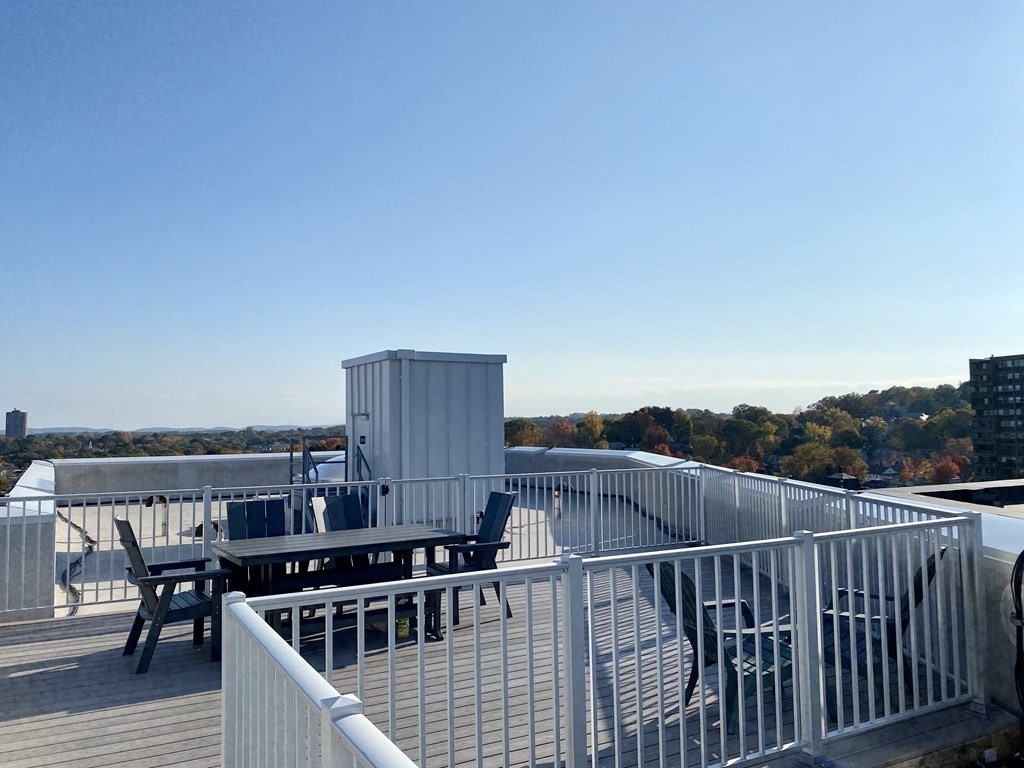 1454 Beacon St, Corey Hill