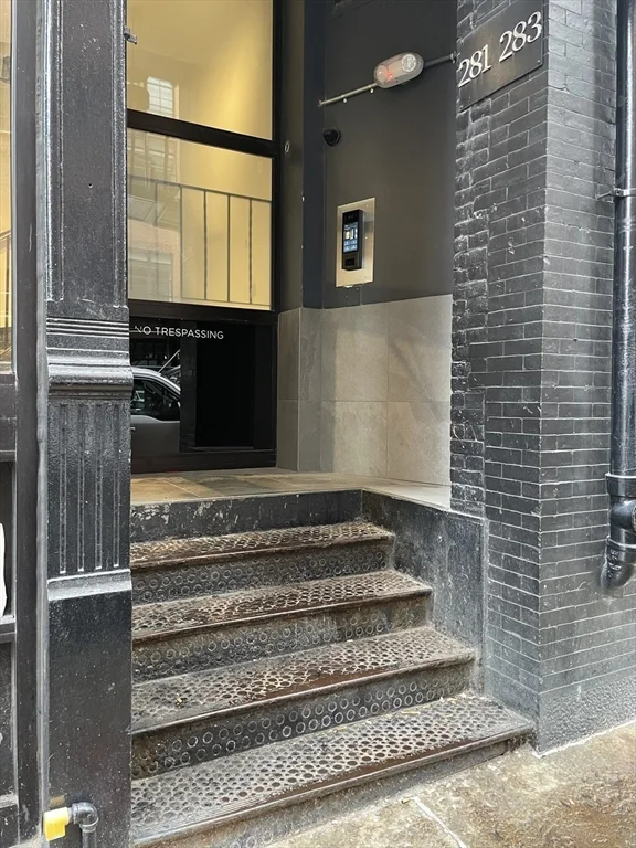 281 Franklin St, Downtown