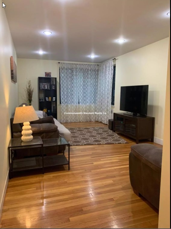 65 Strathmore Rd, Brighton