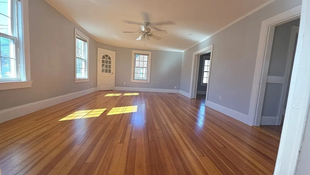 9 Kenilworth St, Shawsheen Village