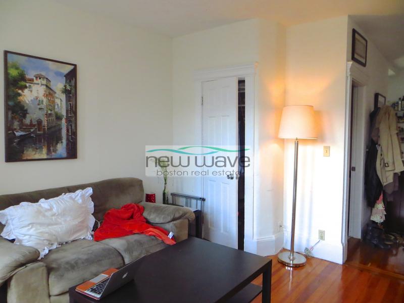 41 Joy St, Beacon Hill