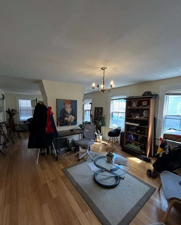 4 St Mary Rd, Central Square