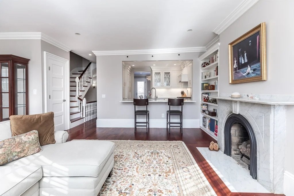 83 Montgomery St, South End