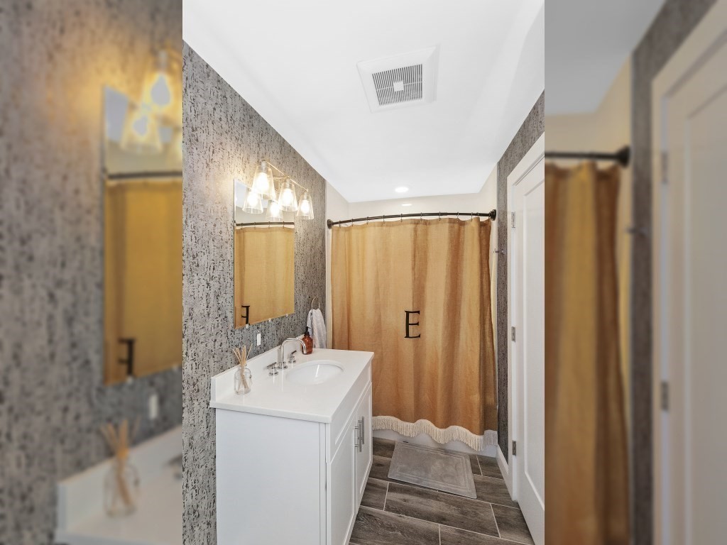 1789 Centre St, West Roxbury