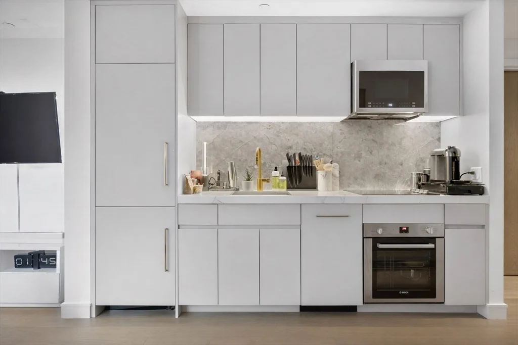 55 Lagrange, Theatre District