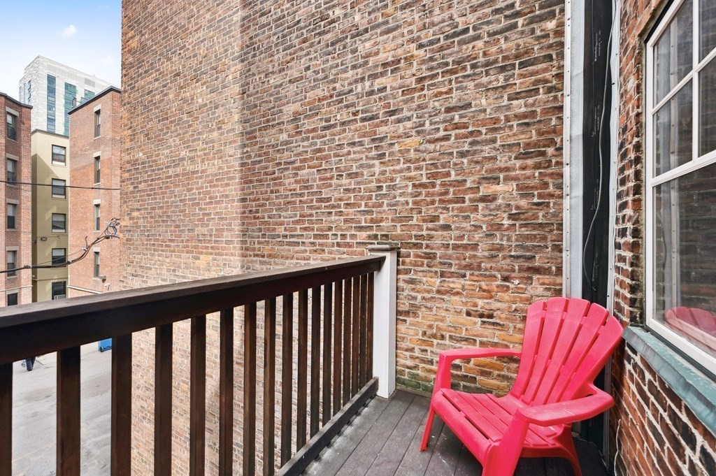 37 Queensberry, Fenway