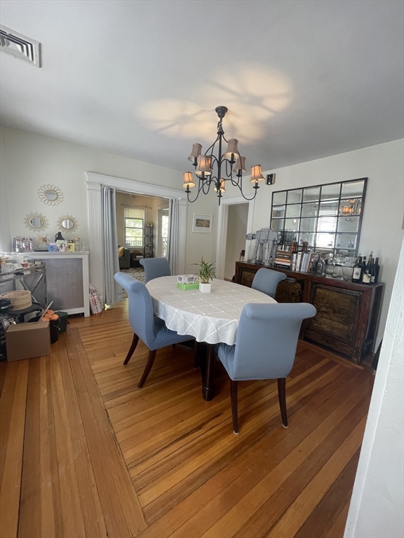 20 Burnham St, Tufts