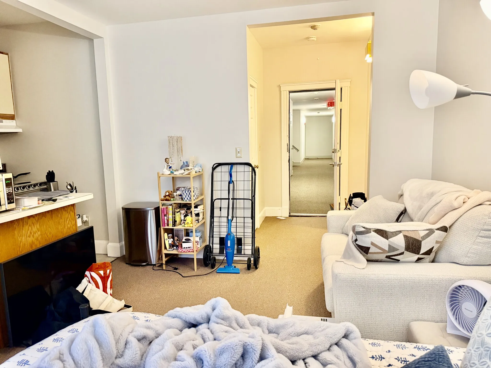 833 Beacon St, Fenway