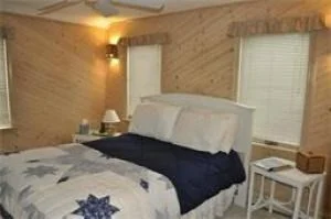 239 Phillips Rd, Sandwich