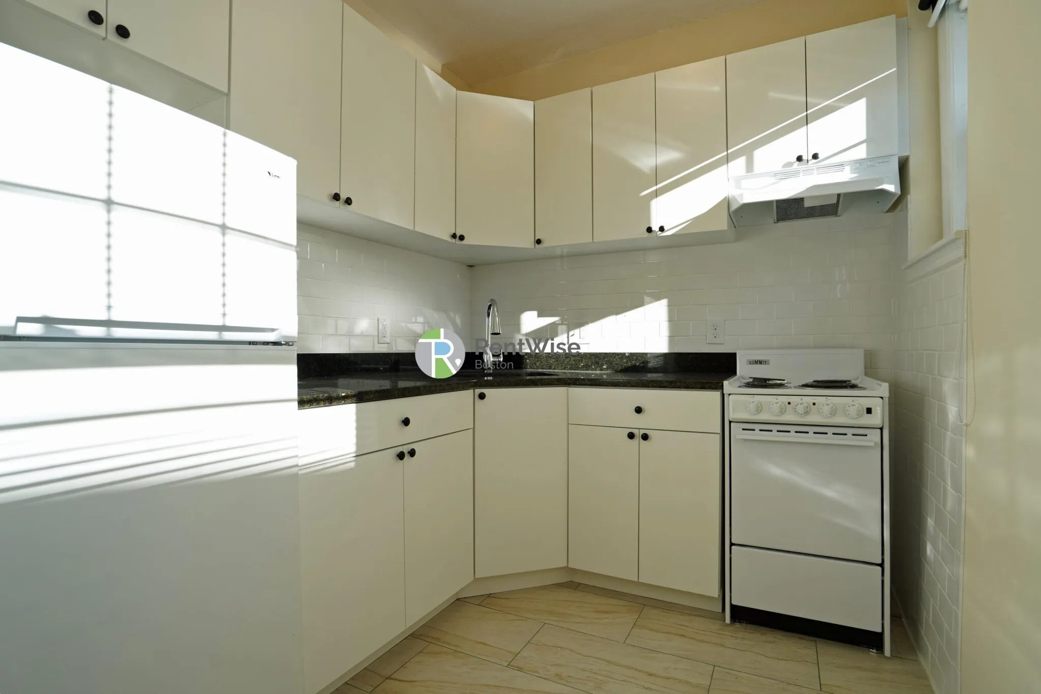 2018 Commonwealth Ave, Brighton