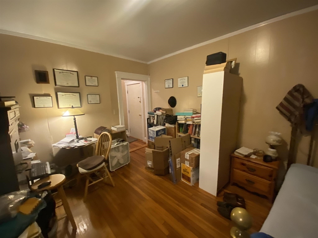 28 Quint Ave, Allston