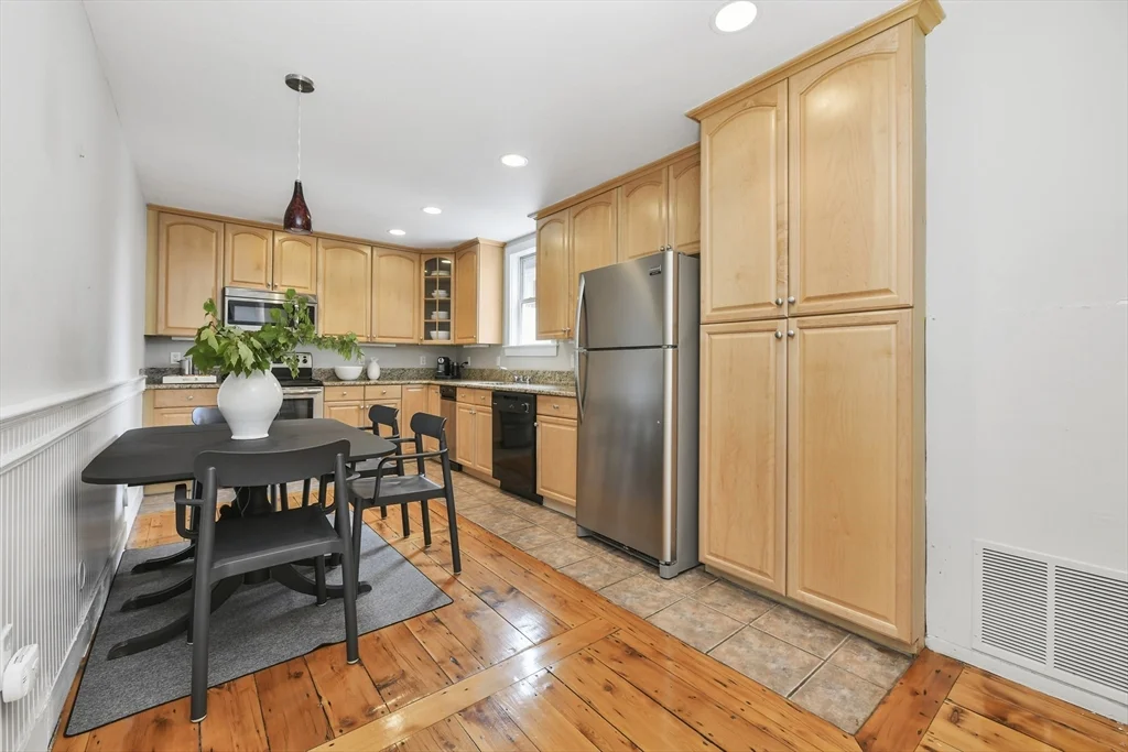 93 Dresser St, South Boston