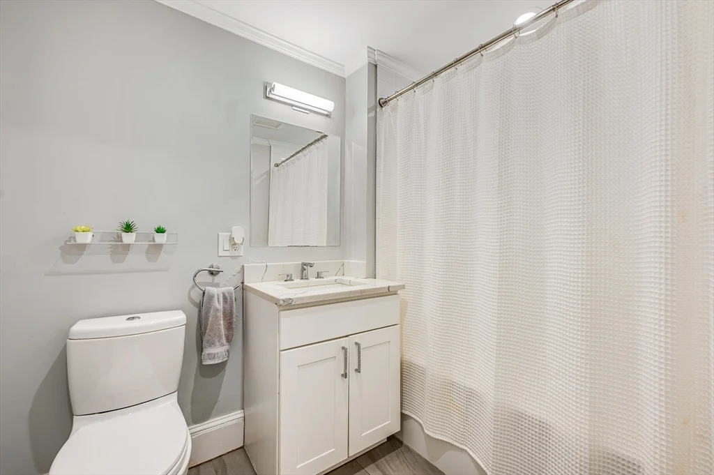 1650 Columbia Rd, South Boston