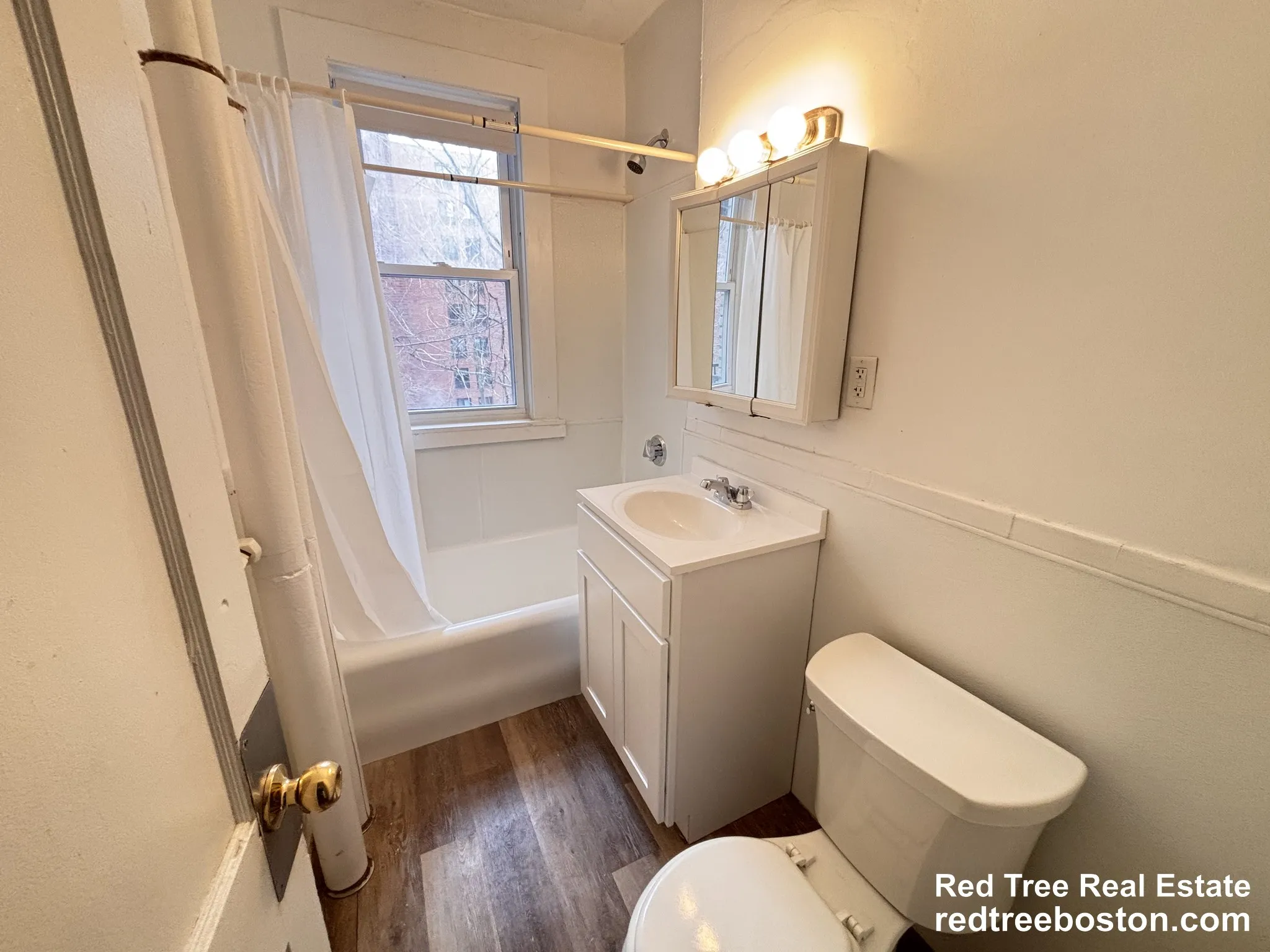 1626 Commonwealth Ave, Brighton