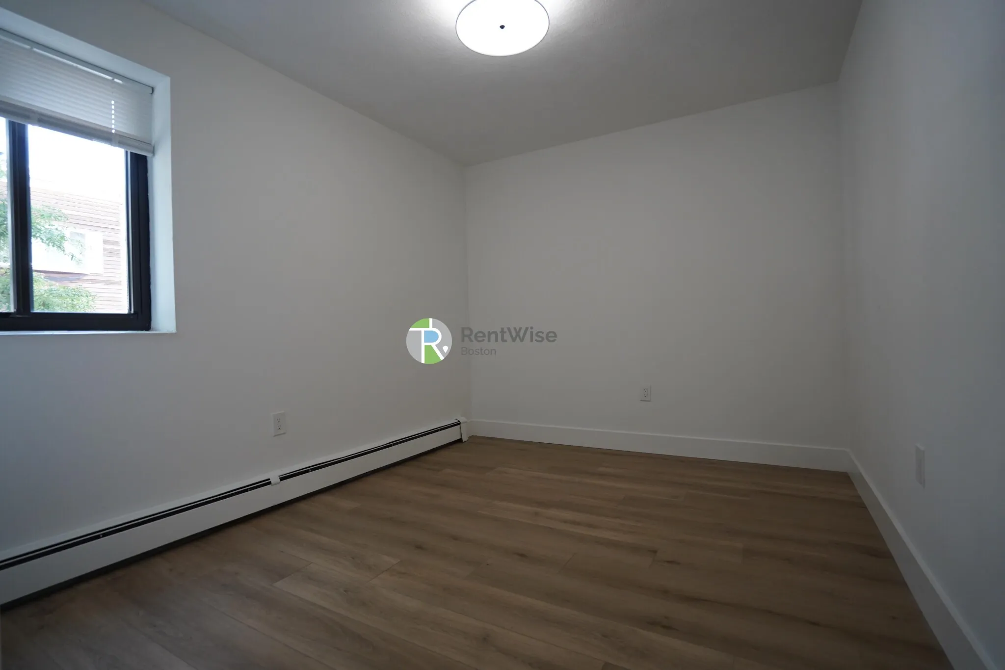 745 East 6th St, South Boston