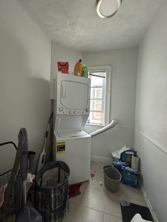 109 Walnut, Winter Hill