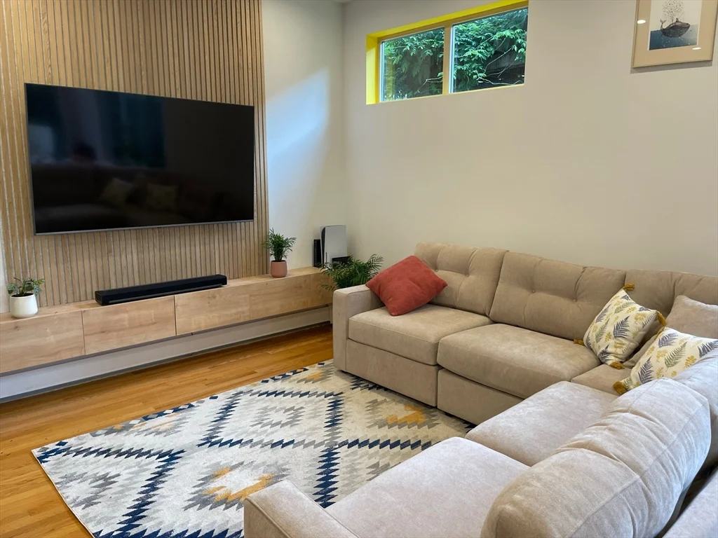 39-41 Dana St, Mid-Cambridge