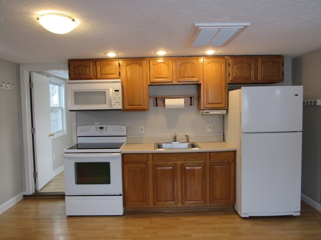 14 Monack Rd, Buzzards Bay