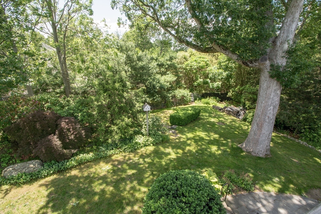 1A Roc Fall Rd, Hingham