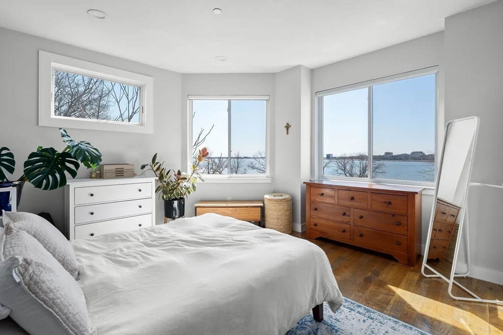 1400 Columbia Rd, South Boston