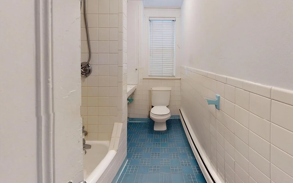 101 Bradford, West Everett