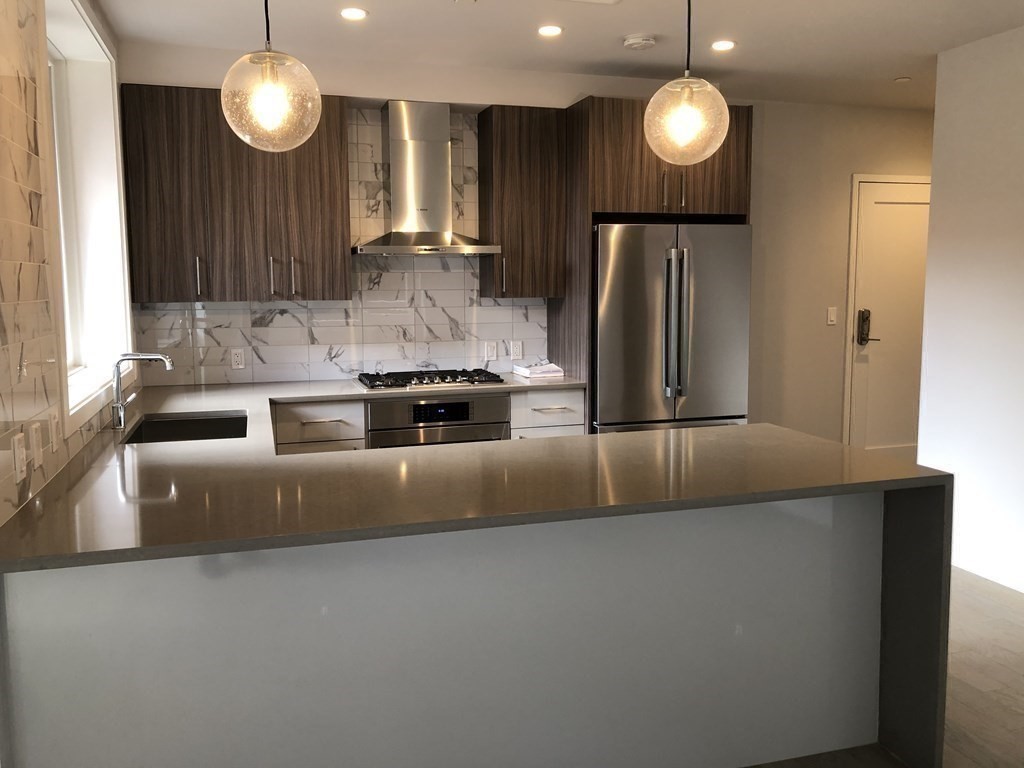 50 Symphony, South End