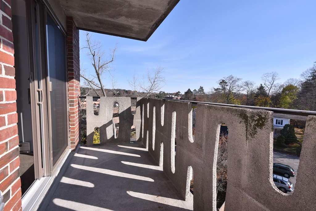 10 Main St, Framingham