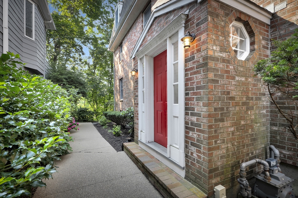 66 Prospect St, Marblehead