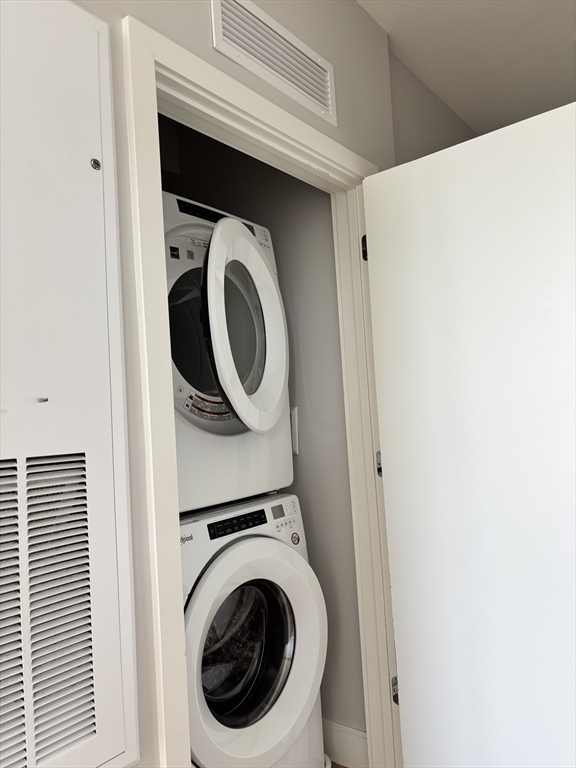 191 Washington St, Brighton