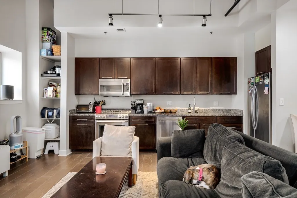 156 Ter, Mission Hill