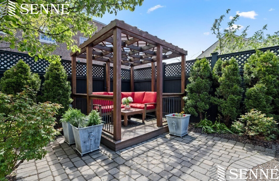 66 Thorndike St, East Cambridge