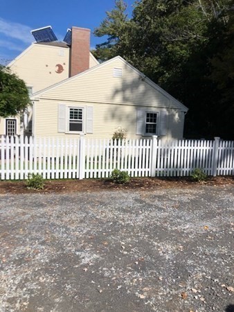 379 Concord Rd, Sudbury