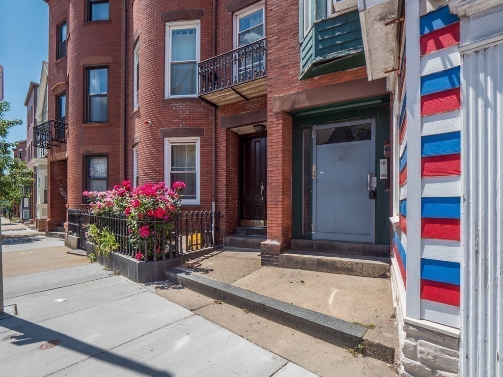 149 Dorchester St, South Boston